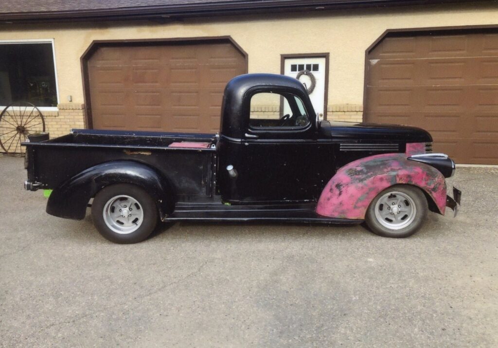 MattewandSandraDonald1946GMCpick