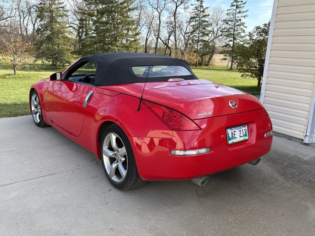 Janis McDougall 2009 Nissan 350Z